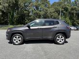Thumbnail of 2018 Diamond Black Crystal Pearlcoat Jeep Compass