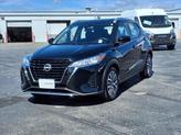 Thumbnail of 2022 Super Black Nissan Kicks