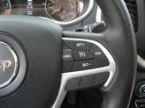 Thumbnail of 2016 Brilliant Black Crystal Pearl Jeep Cherokee
