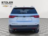 Thumbnail of 2023 Iridescent Pearl Tricoat Chevrolet Traverse