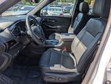 Thumbnail of 2023 Iridescent Pearl Tricoat Chevrolet Traverse