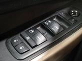 Thumbnail of 2017 Bright White Clearcoat Jeep Cherokee