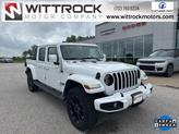 Photo of 2021 Bright White Clearcoat Jeep Gladiator