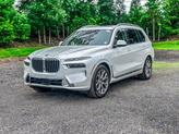 Photo of 2024 Alpine White BMW X7