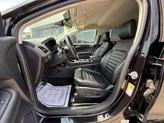 Thumbnail of 2022 Agate Black Metallic Ford Edge
