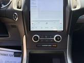 Thumbnail of 2021 Iconic Silver Metallic Ford Edge