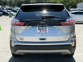 Thumbnail of 2021 Iconic Silver Metallic Ford Edge