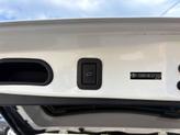 Thumbnail of 2014 Blizzard Pearl Toyota Highlander