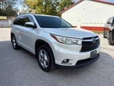 Thumbnail of 2014 Blizzard Pearl Toyota Highlander