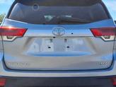 Thumbnail of 2019 Celestial Silver Metallic Toyota Highlander