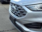 Thumbnail of 2020 Iconic Silver Metallic Ford Edge