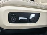 Thumbnail of 2022 Mineral White Metallic BMW X5