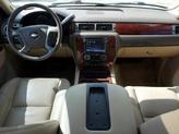 Thumbnail of 2013 White Diamond Tricoat Chevrolet Suburban