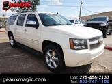 Photo of 2013 White Diamond Tricoat Chevrolet Suburban