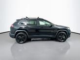 Thumbnail of 2021 Diamond Black Jeep Cherokee