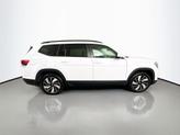 Thumbnail of 2024 Pure White Volkswagen Atlas