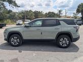 Thumbnail of 2026 Green Chevrolet Equinox
