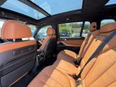 Thumbnail of 2022 Tanzanite Blue II Metallic BMW X7