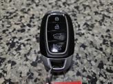Thumbnail of 2020 Chalk White Hyundai KONA