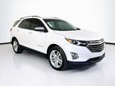 Thumbnail of 2019 Iridescent Pearl Tricoat Chevrolet Equinox
