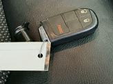 Thumbnail of 2021 Spitfire Orange Clearcoat Jeep Compass