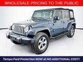 Photo of 2016 Gray Jeep Wrangler Unlimited