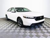 Photo of 2023 Platinum White Pearl Honda Accord
