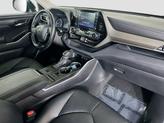 Thumbnail of 2020 Magnetic Gray Metallic Toyota Highlander