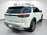 Thumbnail of 2022 Pearl White Tricoat Nissan Pathfinder