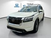 Thumbnail of 2022 Pearl White Tricoat Nissan Pathfinder