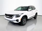 Photo of 2023 Snow White Pearl Kia Seltos