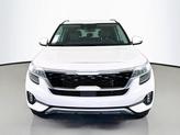 Thumbnail of 2023 Snow White Pearl Kia Seltos