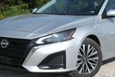 Thumbnail of 2023 Brilliant Silver Metallic Nissan Altima