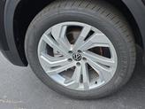 Thumbnail of 2022 Deep Black Pearl Effect Volkswagen Atlas