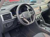 Thumbnail of 2022 Deep Black Pearl Effect Volkswagen Atlas