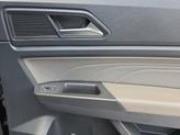 Thumbnail of 2022 Deep Black Pearl Effect Volkswagen Atlas