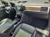 Thumbnail of 2022 Deep Black Pearl Effect Volkswagen Atlas