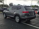 Thumbnail of 2022 Platinum Gray Metallic Volkswagen Atlas