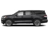 Thumbnail of 2022 Infinite Black Metallic Clearcoat Lincoln Navigator