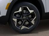 Thumbnail of 2025 Snow White Pearl Kia Seltos