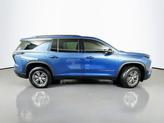 Thumbnail of 2024 Lakeshore Blue Metallic Chevrolet Traverse