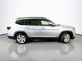 Thumbnail of 2022 Pyrite Silver Metallic Volkswagen Atlas