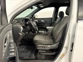 Thumbnail of 2022 Summit White Chevrolet Traverse
