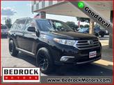 Photo of 2012 Black Toyota Highlander