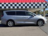 Thumbnail of 2017 Billet Silver Metallic Clearcoat Chrysler Pacifica
