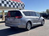 Thumbnail of 2017 Billet Silver Metallic Clearcoat Chrysler Pacifica