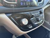 Thumbnail of 2017 Billet Silver Metallic Clearcoat Chrysler Pacifica