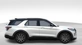 Thumbnail of 2025 White Metallic Ford Explorer