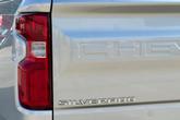 Thumbnail of 2021 Silver Ice Metallic Chevrolet Silverado 1500