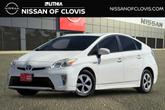 Photo of 2015 Super White Toyota Prius